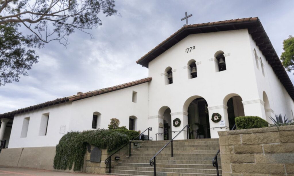 A scenic view of San Luis Obispo, California, showcasing its rolling hills, Spanish-style architecture, and relaxed coastal charm.