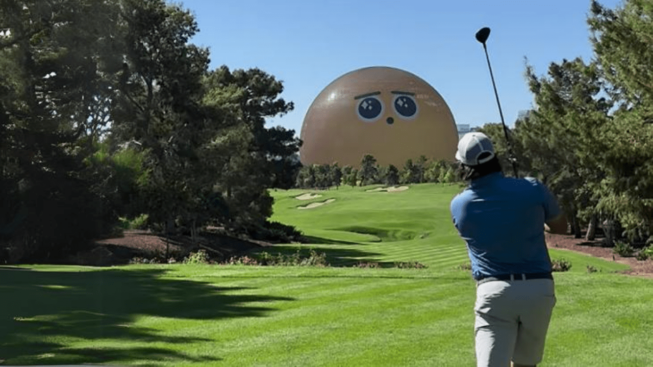 The Las Vegas Sphere is now making fun of players at one of the most expensive courses in the United States.