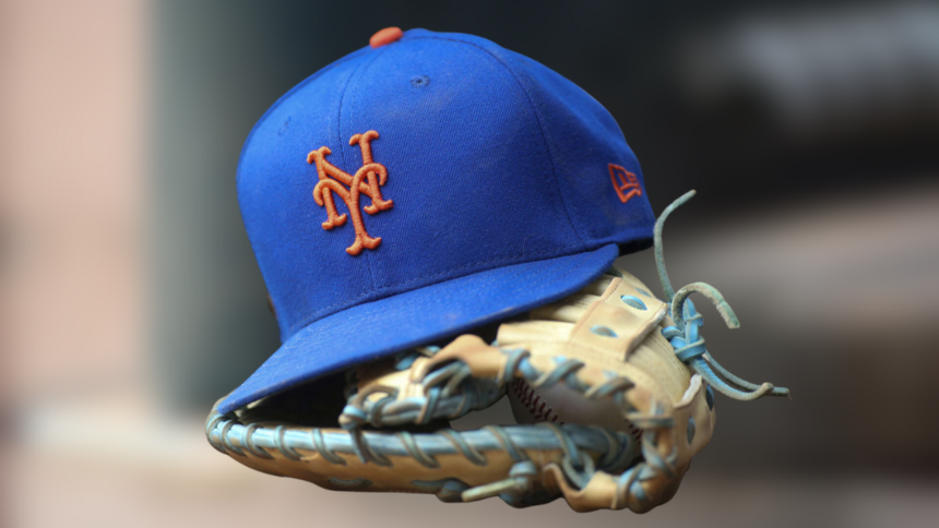 A 74-year-old Mets catcher has died.