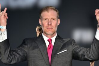 "Bad performance and a good result" is Alexi Lalas's verdict on the USWNT W Gold Cup win. She also talks about the three things that are still missing.