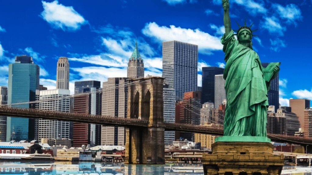 Panoramic view of New York City skyline featuring iconic skyscrapers.
