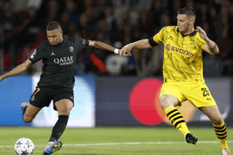 Dazzling Mbappe Inspires PSG to 2-0 Victory Over Borussia Dortmund at Home