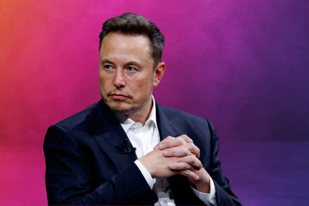 Musk is thinking about putting Alex Jones back on X.