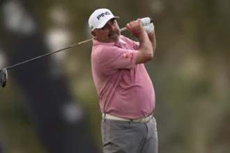Angel Cabrera plays his first competitive round in Argentina after getting out of jail.