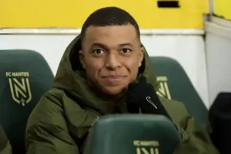 Kylian Mbappe and his PSG teammate would watch every game of a surprise Premier League club.